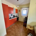 Villa Luna Con Piscina Condivisa *