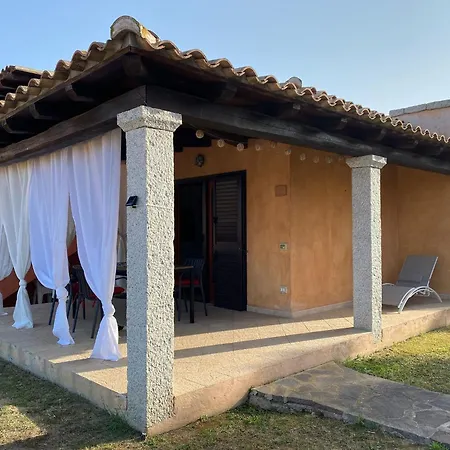 Villa Luna Con Piscina Condivisa